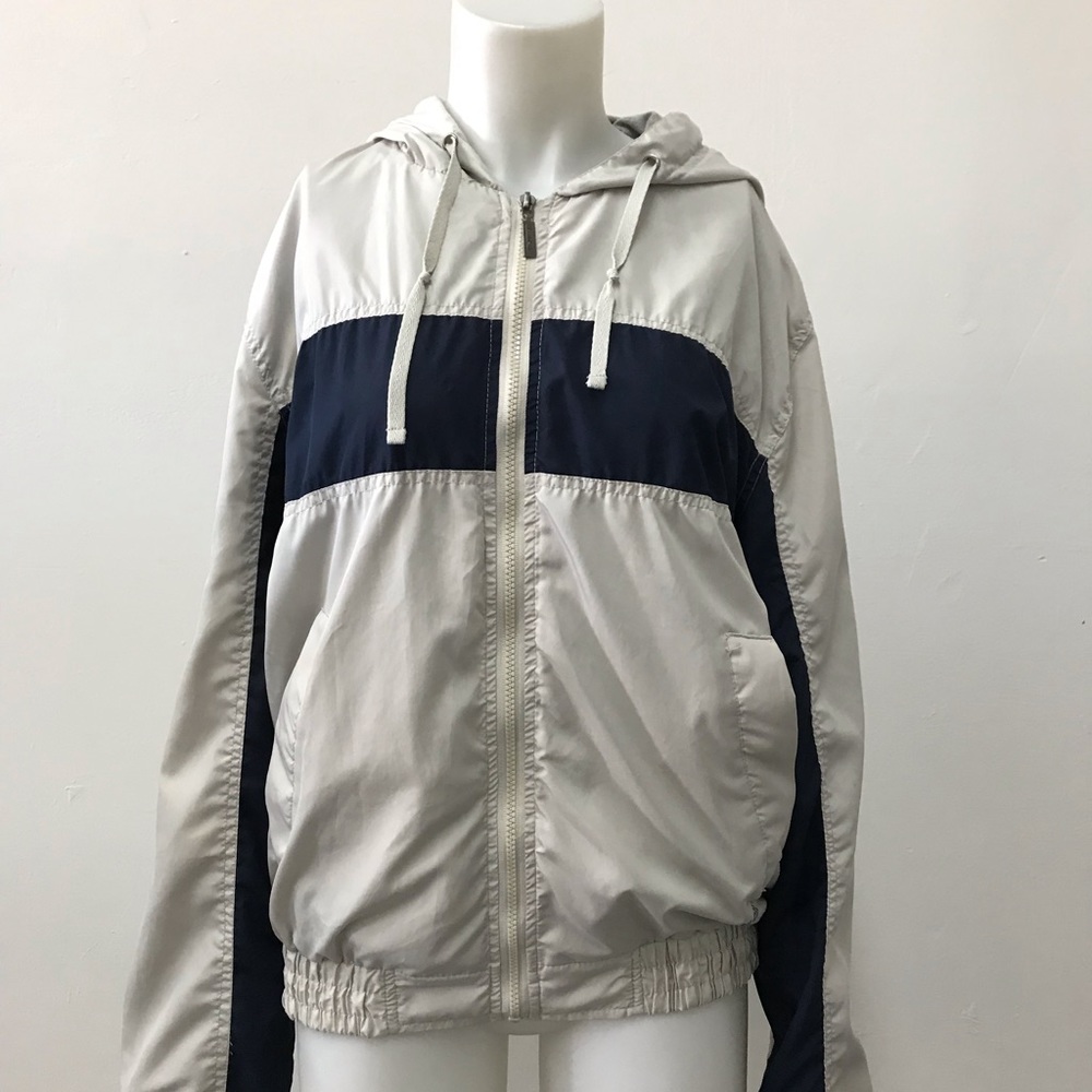 Windbreaker jacket